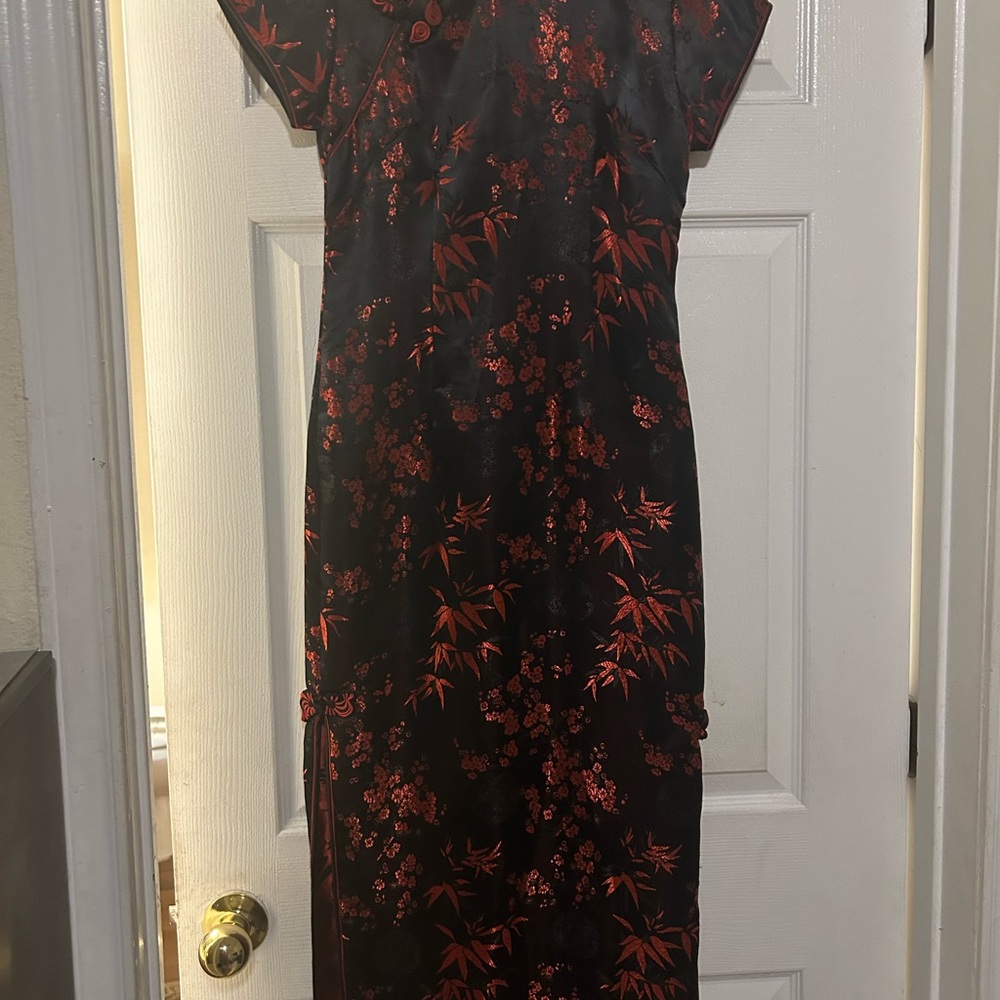 Black and Red Qipao Dress